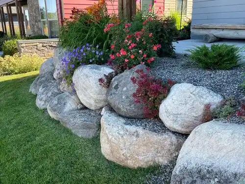 landscaping services Itasca